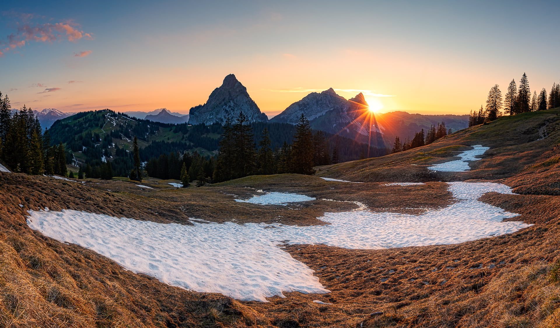 Bilderkarussell_-_1906_Pano Sonnenuntergang